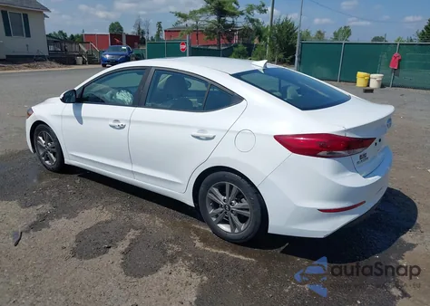 2018 Hyundai Elantra Value Edition из США, поврежденный, VIN 5NPD84LF2JH322399